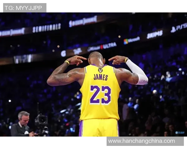 足球明星对詹姆斯的真诚劝告视频引发热议球迷纷纷点赞